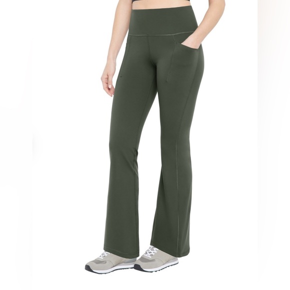 GAP Pants - Gapfit Women's Smooth High Rise Flare Leg Ivy Green Leggings NWOT